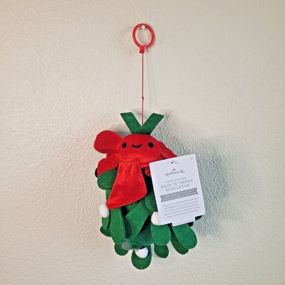 NEW Hallmark Talking Mistletoe MERRY KISS MAS Drop N GREET Sound & Motion Plush - Picture 10 of 14